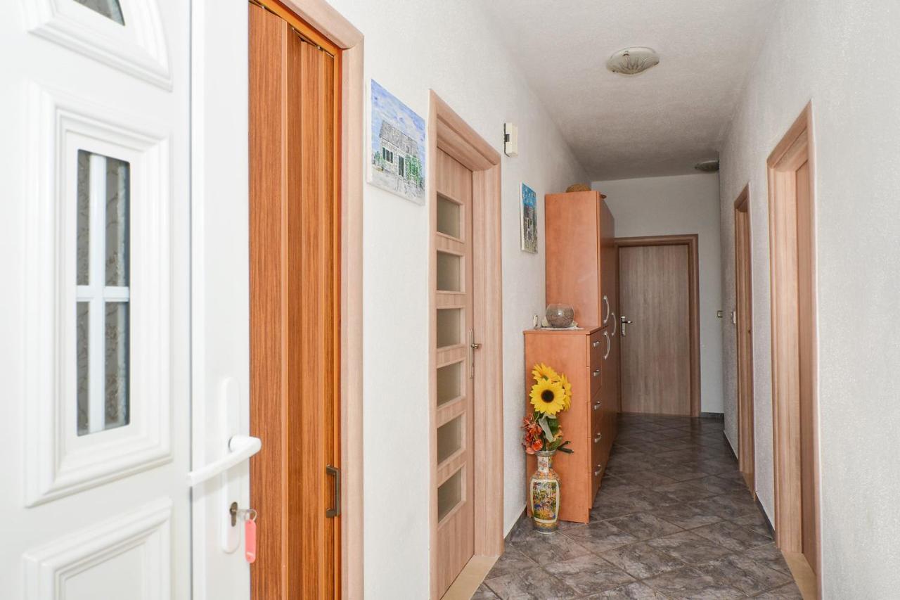 Apartment Una